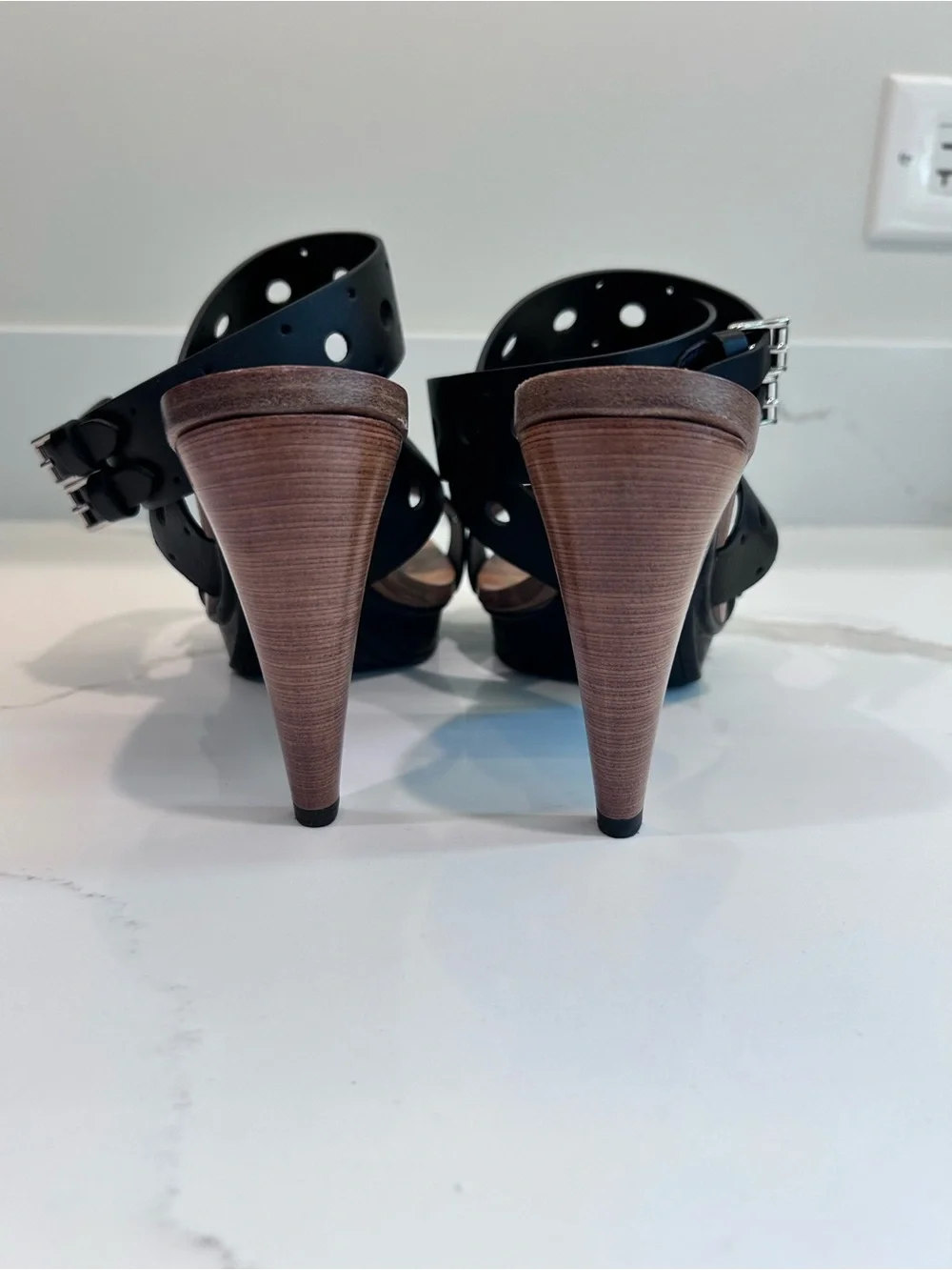Tod’s Black Sasha Gomma Sandalo Forature Platform Heels